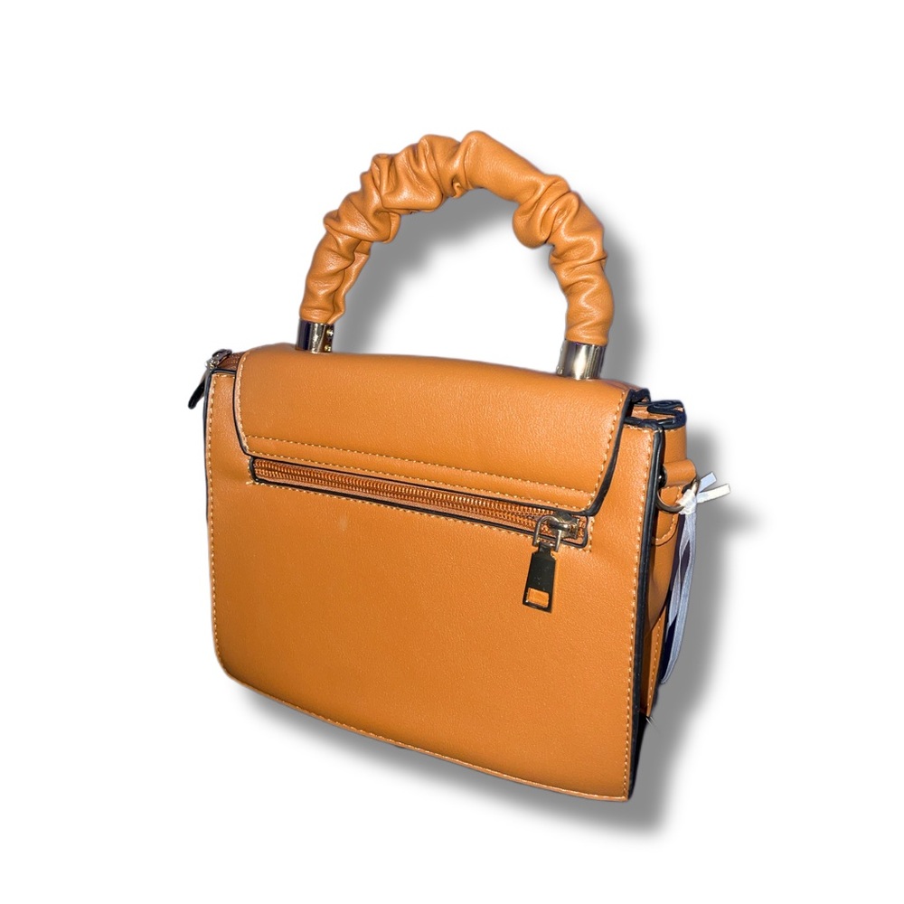 SOLD Vegan Leather Camel Colored Purse Hand Bag NWT - Picture 7 of 7